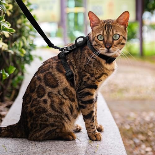 Cat Harness and Leash Set with Airtag Holder for Walking & Travelling, Escape Proof Cat Harness for Small Medium Large Kitten, Adjustable Lightweight Soft Cat Vests (Black) - Image 4