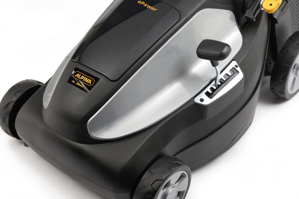 Alpina AL 3820 Li Kit Tagliaerba A Batteria, 2 Batt. 4 Ah + Caric., 38 Cm – Sacco 40 L, Regolaz. Central. 6 Posiz. – Ideale Per Giardini Compatti