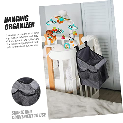 Organisateur de couches suspendu multi-poches pour lit et petits objets de bébé - 4