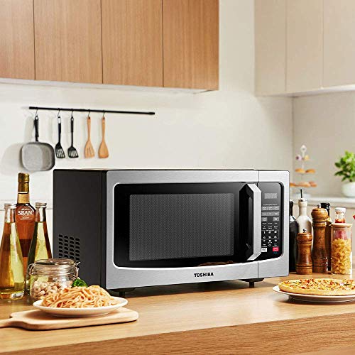 Toshiba EM131A5CBS Microwave Oven with Smart Sensor, Easy Clean