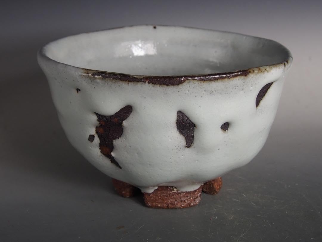 rose　令和元年作　鬼萩茶碗　独特のフォルム　山根清玩作 Amazon.co.jp: 令和元年作 鬼萩茶碗 独特のフォルム 山根清玩作
