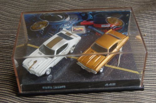 Hotwheels Muscle Cars Oldsmobile 442 & Chevrolet Chevelle 1:64 miniatura 5