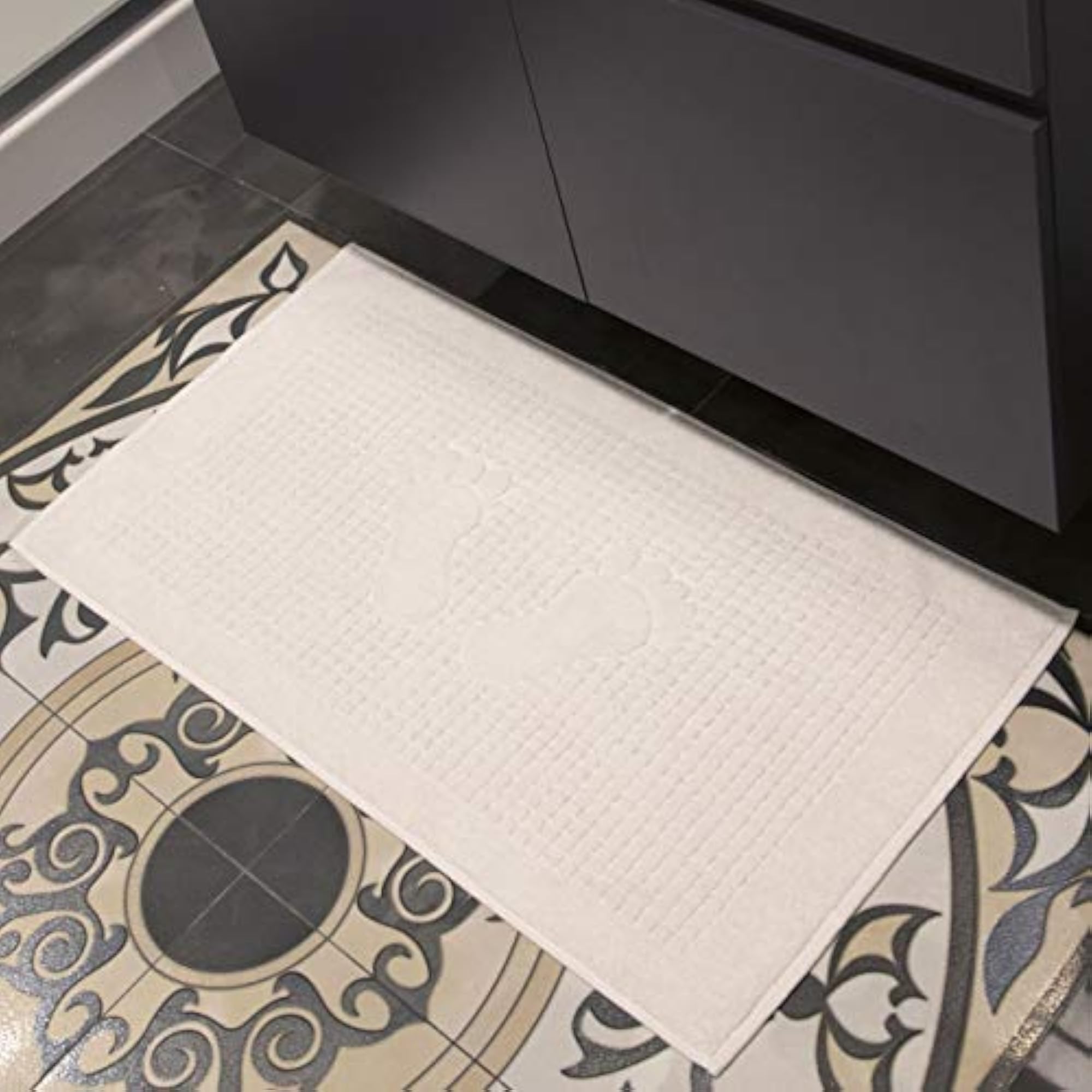 4 Pack Cotton Bath Mat Set, Reversible Washable