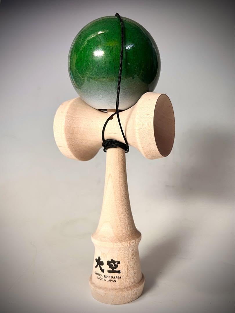 Amazon | 競技用けん玉『大空』NICK.Gモデル がまさかの日本けん玉協会