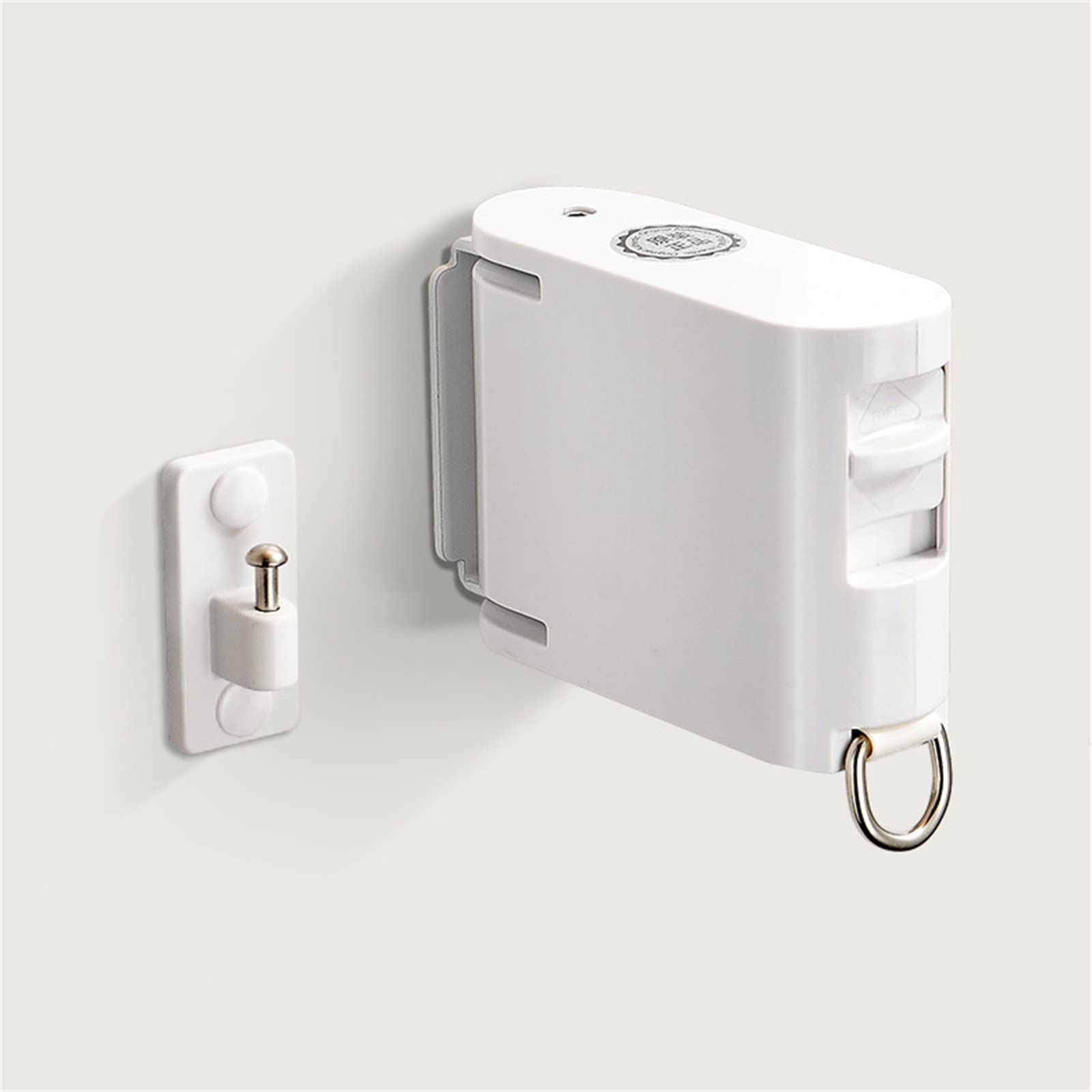 Corde à linge rétractable pour optimiser l'espace et simplifier la lessive - 8