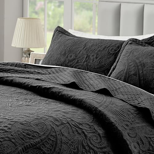 Image of Qucover Alaskan King Bedspread 132x120 Oversized Quilt Set, Black Paisley
