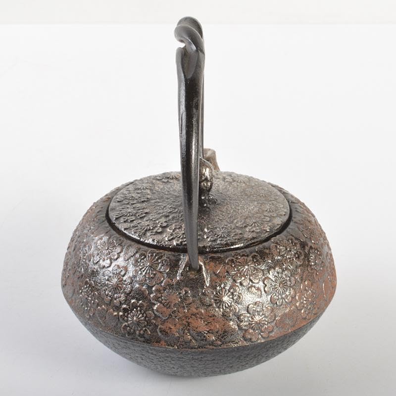 南部鉄器 　照光堂 造　桜文　砂鉄急須　共箱　D　R6745 南部鉄器 照光堂 造 桜文 砂鉄急須 共箱 D R6745 - メルカリ