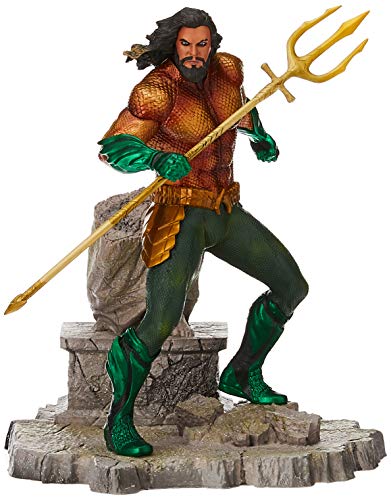 DIAMOND SELECT TOYS DC Movie Gallery: Aquaman PVC Diorama Figure
