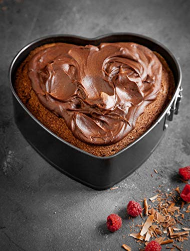 Master Class 22.5 Cm Heart Shaped Cake Tin With Loose Base, Springform Clasp & Pfoa Non Stick Coating, Robust 1 Mm Carbon Steel, 9 Inch Pan #TOP2