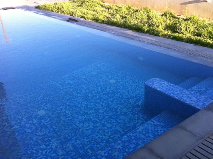 Miniatura 3 de The Tile Doctor Azulejo de vidrio reciclado para salpicaduras de cocina, baño y piscina, decoración de pared duradera y ecológica, azulejos de pared