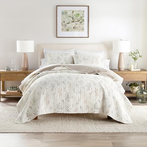Linen Market Quilt Coverlet Set All Season Patterned Reversible Microfiber Ultra Soft Bedding in Watercolor Leaves - King/Cal-King Watercolor Leaves Latte