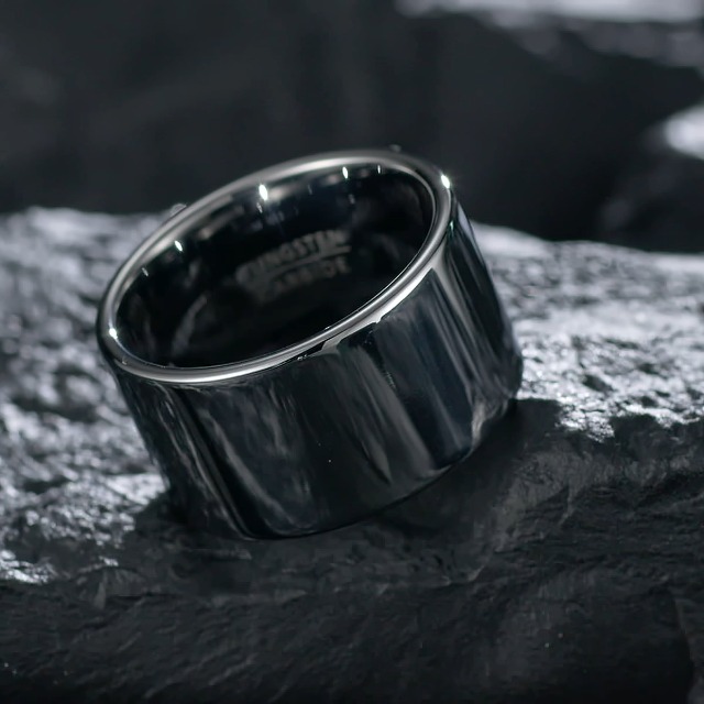Gerecycled stalen ring roseplated jet kristal | -NL Gerecycled stalen ring roseplated jet kristal | -NL