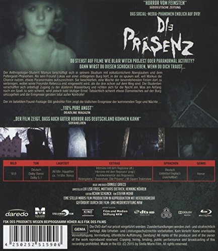Die Präsenz Uncut sesión de cine nocturna de miedo con amigos en el salón de casa 3
