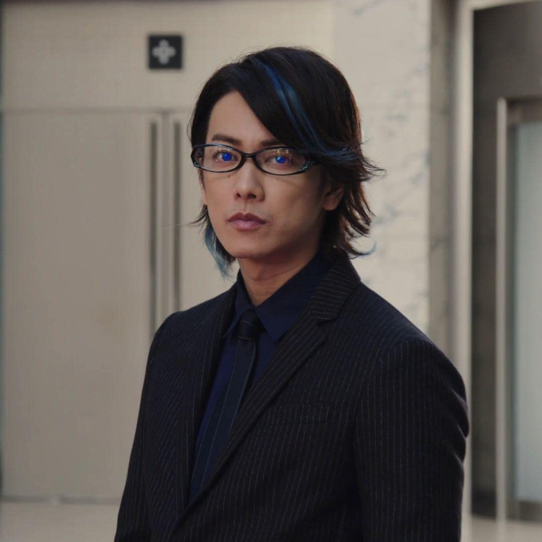 未使用　佐藤健　電王　ウラタロス メガネ 最安値】仮面ライダー電王 ウラタロス メガネ 眼鏡 佐藤健【貴重
