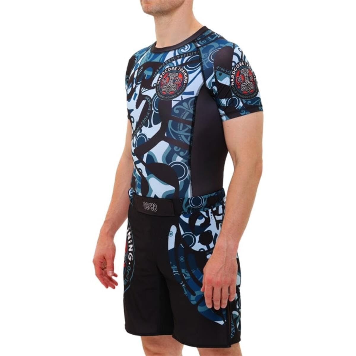 Hardcore Training Rash Guard Mężczyźni Kompresja Koszulka Długi Rękaw BJJ MMA No-Gi Obcisła Grappling Boks (DE/NL/SE/PL, Alfa, L, Regularny, Regularny, Black Light Blue)