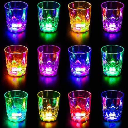 Joycabin 12 Stück LED Schnapsglas, Schnapsgläser Leuchtende, Neon Party Lustig Shotgläser für Karneval Geburtstag Deko Bachelorette Party Braut Dekoration Bar Neon party