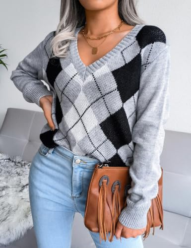IDEALSANXUN Womens Checkered Sweater Fall Winter V Neck Long Sleeve Argyle Knitted Sweater Tops3