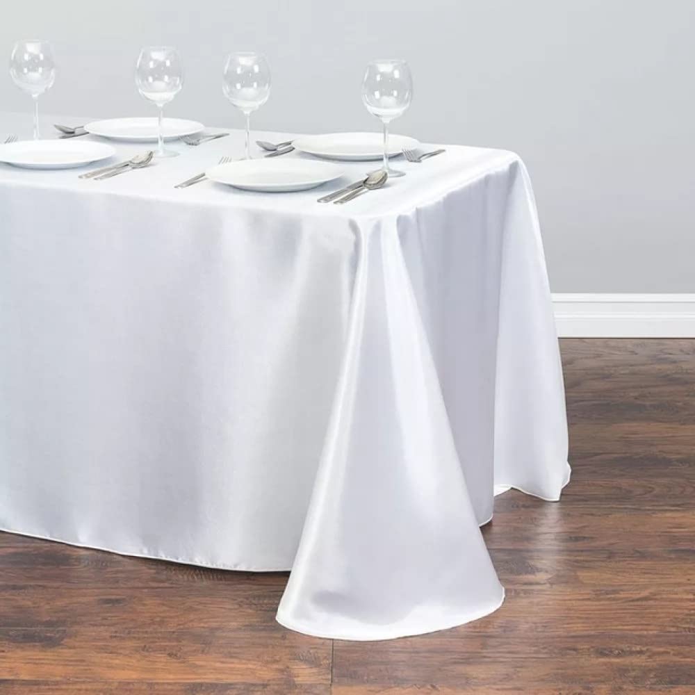 Nappe en satin blanc 145x240cm pour table de banquet
