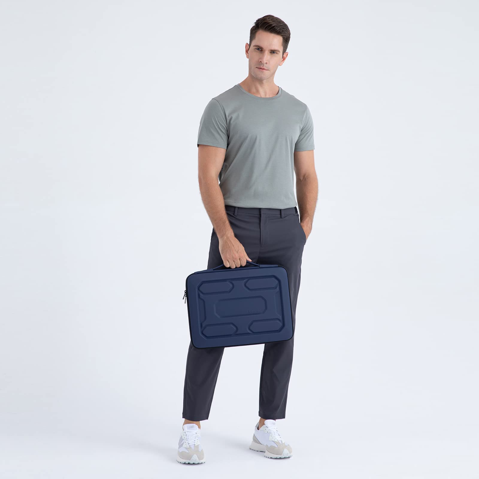 DOMISO 17 inch Laptop Sleeve with Handle Shockproof Waterproof EVA Protective Case for 17.3" ZBook Fury 17.3 G8/MSI GS73VR Stealth Pro/HP Envy 17/LG Gram 17"/ROG Strix GL702VS, Dark Blue