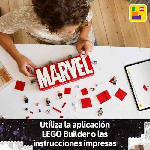 LEGO Marvel 76313 Logotipo con Minifiguras de Vengadores Maqueta 3D 6