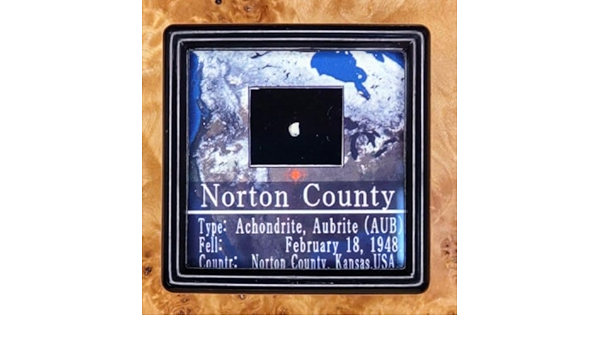 オーブライトタイプ　Norton County隕石　標本 オーブライトタイプ Norton County隕石 標本