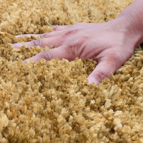 Image of Amazon Brand - Umi Hawai Microfiber Carpet Super Soft Non-Slip Washable Multipurpose Carpet Rug, Bedroom Floor for Home -Anti Gold, (3x5 Feet) Pack of 1