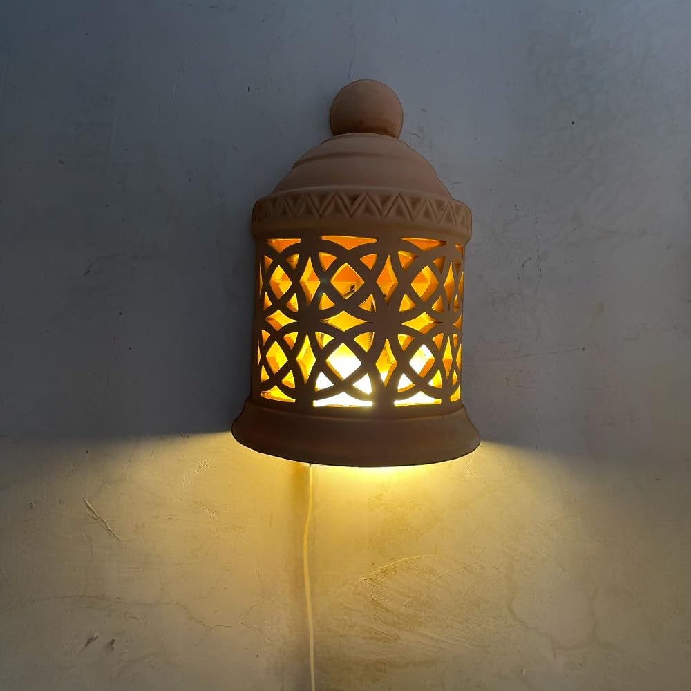Applique da Parete Marocchina in Terracotta naturale, Design Traforato, 24 * 11,5*h35 cm