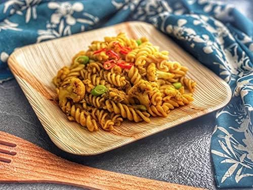 FOOGO Green 25 Disposable Palm Leaf Plates |8"(20cm) Medium Square|Eco Friendly, Biodegradable, compostable Plates |Like Wooden Plates, Paper Plates | Hot Food |Wedding, Party Plates, Picnic