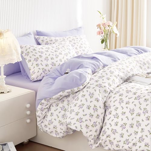 Image of Wake In Cloud - Floral Comforter Set, Coquette Cottagecore Aesthetic Flower Shabby Chic Pattern for Women Teen Girls, Soft Lightweight Bedding, 3 Pieces, White Purple, Queen Size