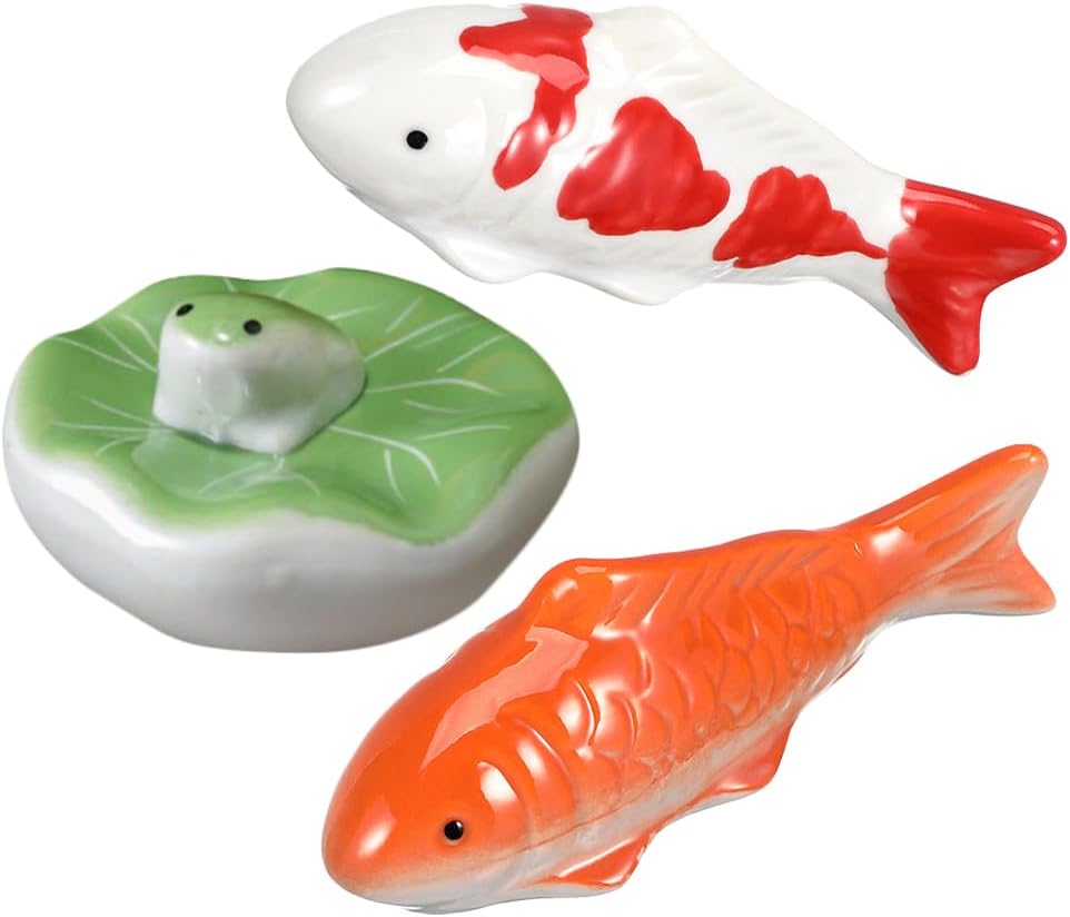 POPETPOP 3pcs Ceramic Koi Fish Floatable Figurines Realistic Floating Fish Aquarium Decorations for Indoor and Outdoor Garden Includes Red Red-Spotted Frog Leaf