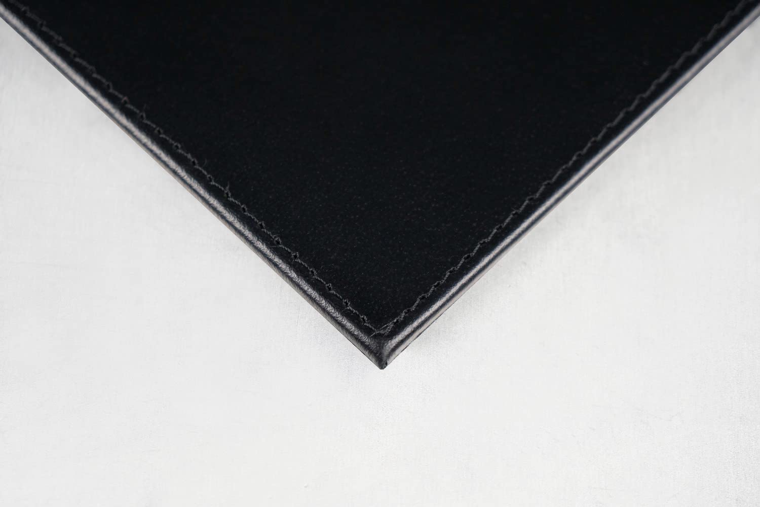 helit H2524095 - Tappetino da scrivania "the flat mat" in pelle nera | 700 x 500 mm, tappetino da scrivania in pelle