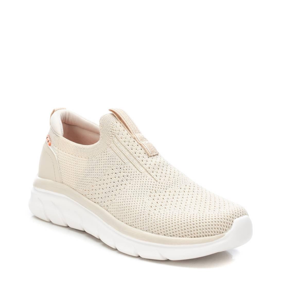 XTI - Zapatilla Mujer - Calzado Cómodo y Versátil - Moda Casual