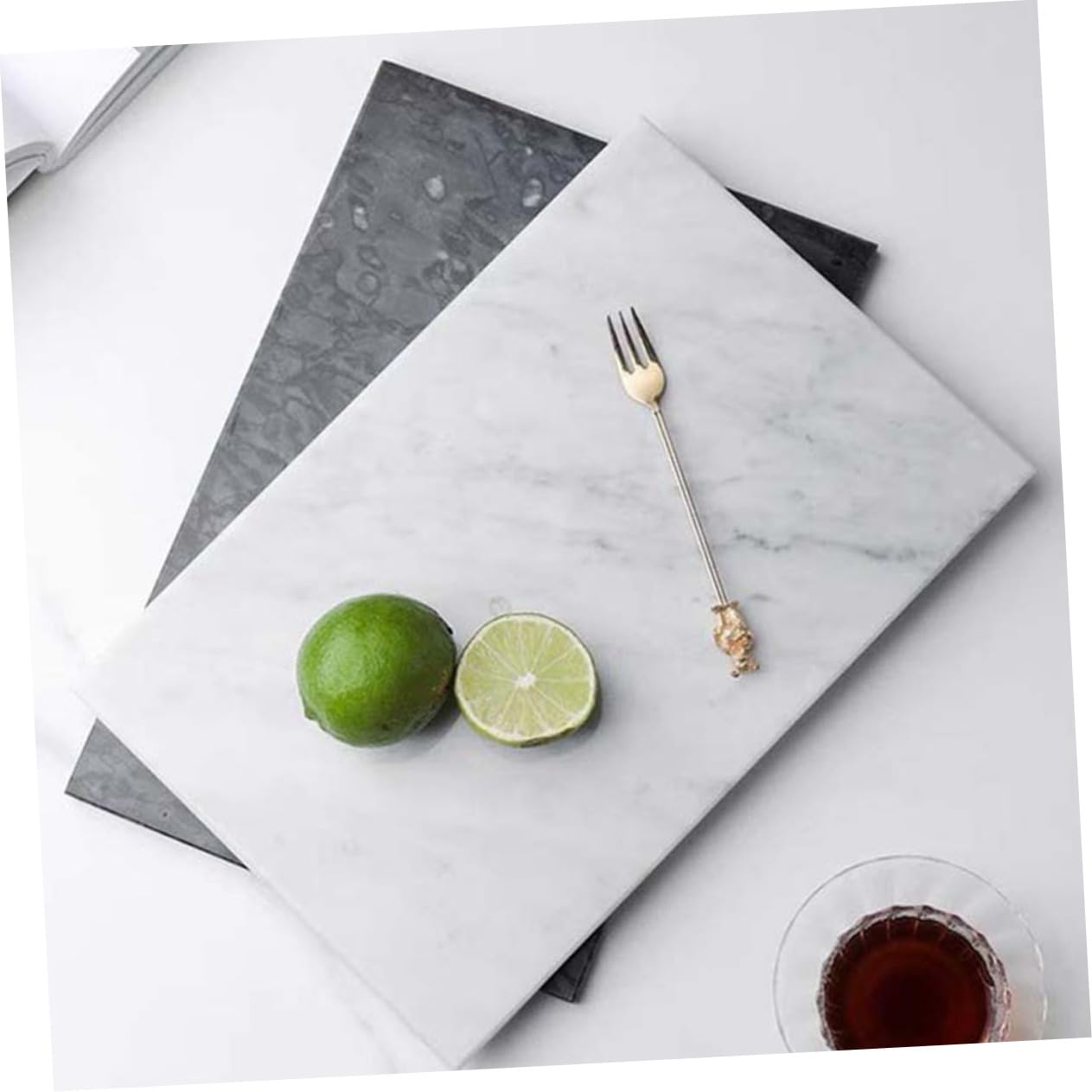 Veemoon Planche à Découper en Marbre Blanc Non Adhérente Odeur, Plateau Multifonction Cuisine et Pâtisserie, Design Nordique Élégant pour Rangement Maison