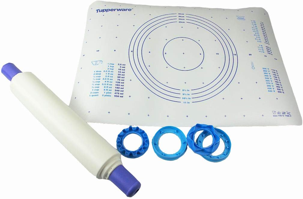 Tupperware Baking set- Mat and Rolling Pin