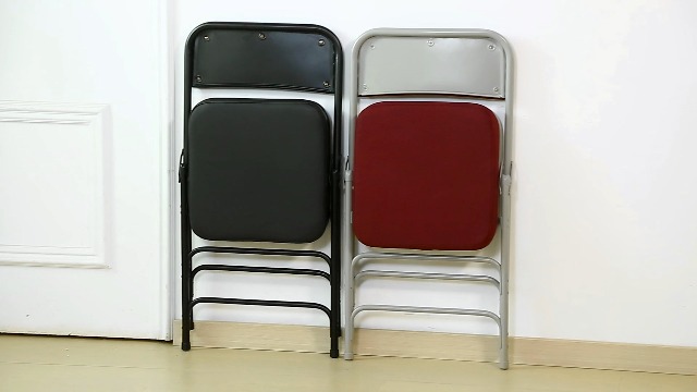 Amazon.com: KAIHAOWIN Folding Chairs with Ultra Thick Padded Seat