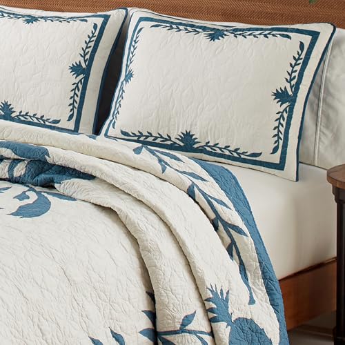 Tommy Bahama - King Quilt, Naturally Soft Cotton Printed Bedding with a Solid Reverse, Lightweight for Year Round Comfort (Aloha Pineapple Blue) - Image 3
