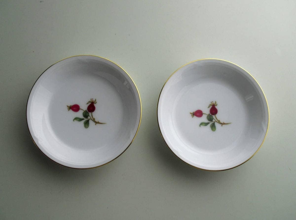 有田名工 重要無形文化財 13代 酒井田柿右衛門 錦牡丹鳥文額皿(共箱付 有田名工 重要無形文化財 13代 酒井田柿右衛門 錦牡丹鳥文額皿(共箱付