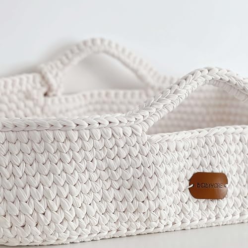 Colador de ganchillo para bebé artesanal con colchón impermeable 4