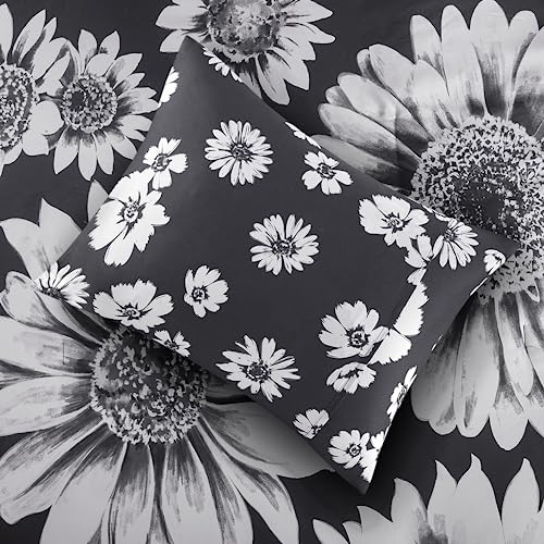 Intelligent Design Floral Comforter Set, Trendy Black and White Cover, Reversible, All Season Down Alternative, Microfiber Bedding with Matching Sham, Maude Full/Queen Black/White 3 Piece