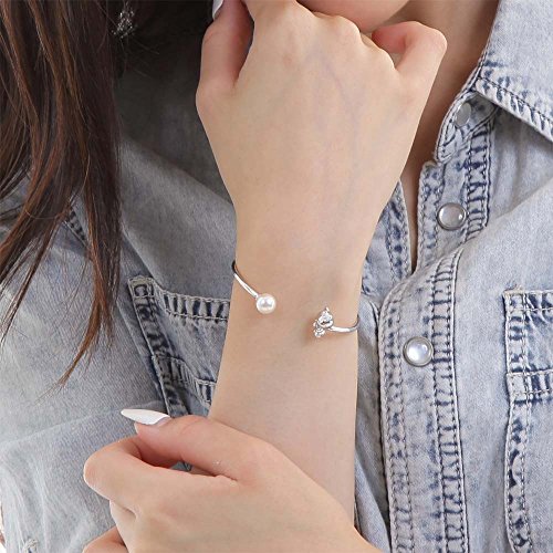 ムーンレーベル『HelloKittyBijou（ハロー・キティ・ビジュー）パールバングル』