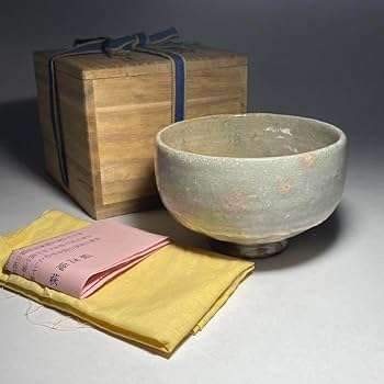 Ｓ９８７　茶碗　『萩焼』『扇芝庵　波多野指月』　共箱　抹茶碗　茶道具 51eTe1-MqnL._UF350,350_QL50_.jpg