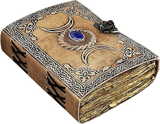 ALCRAFT Cuaderno de hechizos de cuero vintage con triple luna celta, libro de sombras, para hombres y mujeres, cuaderno de escritura | Ya disponible en tu tienda friki favorita! En mundofriki.es!