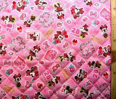 Amazon 40cm単位で販売 ｑ キャラクター キルティング 生地 ミニーマウス ピンク 柄番号１０４ 21 クラフトシリーズ ディズニー ミッキー キルト キルト生地 手芸 生地 キャラクター 布 ピロル 布 生地 通販