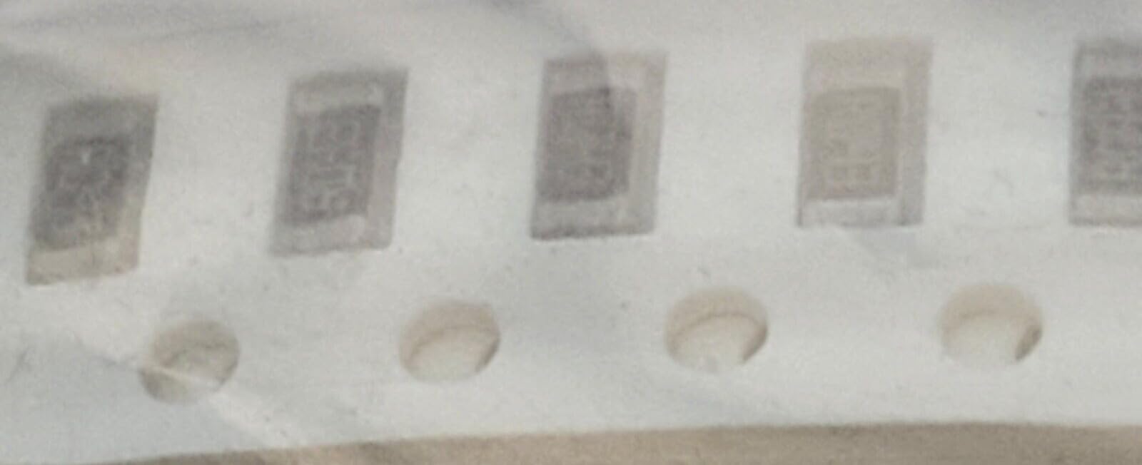 (10 PC) RL1206FR-070R047L YAGEO RES 0.047 OHM 1% 1/4W 1206