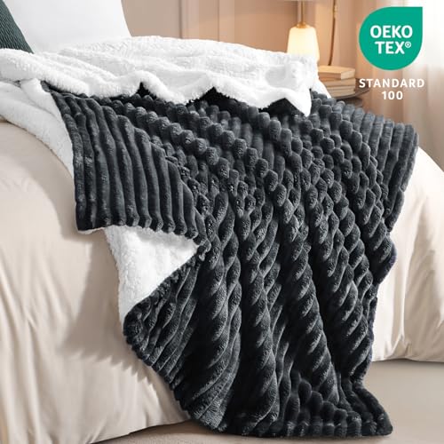 RUIKASI Sherpa Decke Warme Kuscheldecke Flauschige 130x150 cm Grau – Ansicht 6