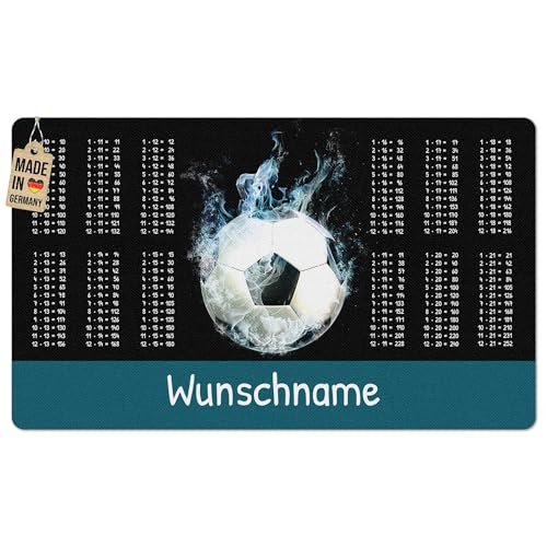 Pr Print Royal Schreibtischunterlage selbst gestalten mit Name - mit großem Einmaleins - Fußball - Waschbar, Personalisierte Geschenke zur Einschulung, Fußball Geschenke | 60x35 cm, Rutschfest