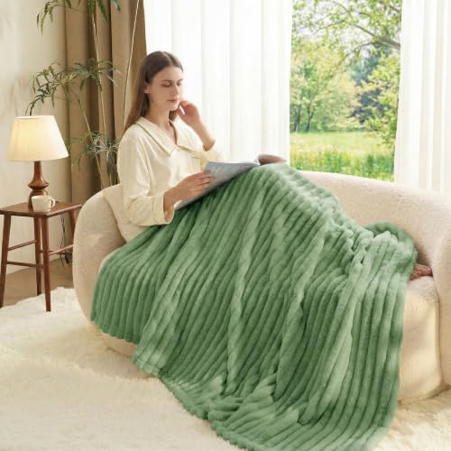 WAVVE Kuscheldecke 220x240, Flauschig Decke Fleecedecke für Bett - Grün – Ansicht 4