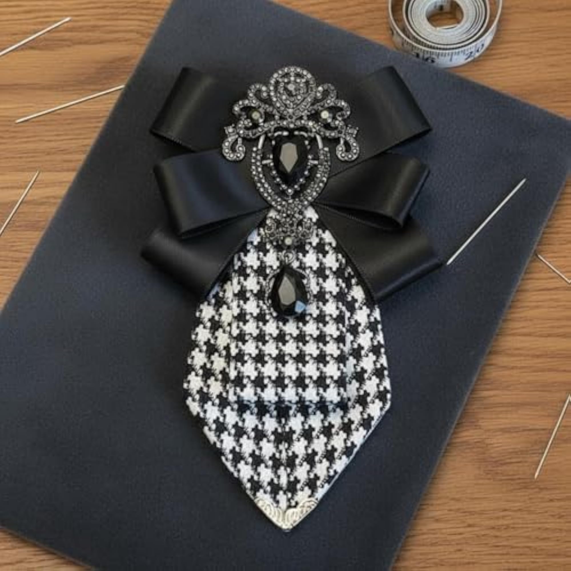Houndstooth Bow Tie Brooch, 2-in-1 Pre-Tied Design