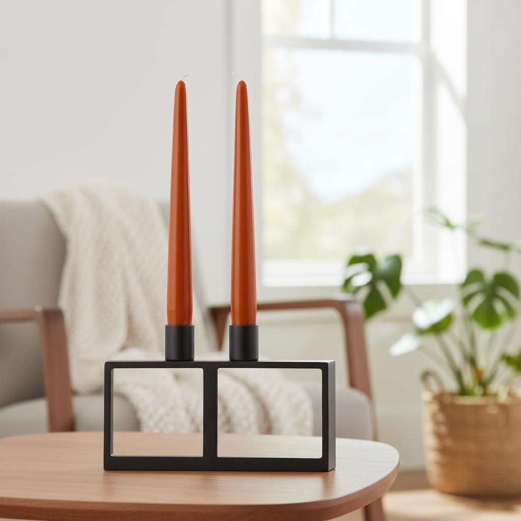 Cerería de Giorgio Risthò - Velas cónicas de cera para candelabro. Color terracota. Dimensiones: 2,2 x 25 cm
