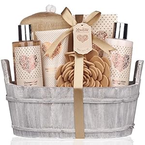 Spa Gift Basket – Bath and Body S...